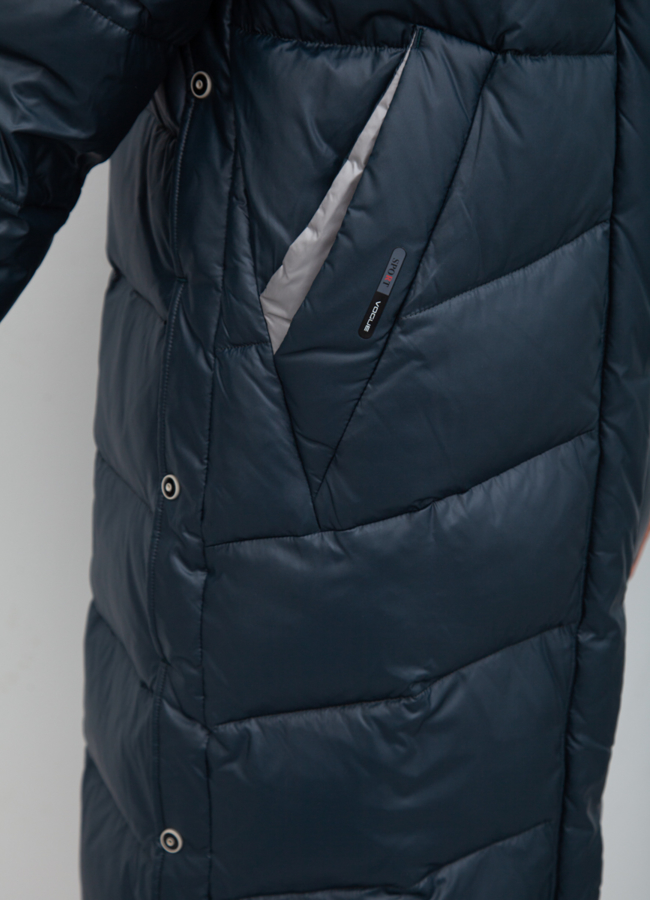 Пуховик женский зеленого цвета с капюшоном модель № 21042 универмаг малина