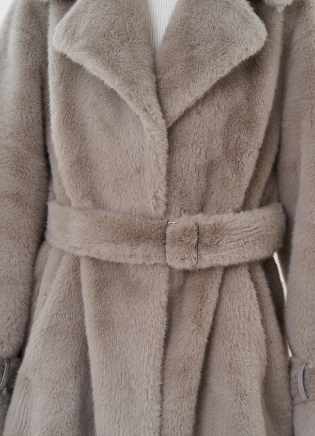 Пальто из экомеха с поясом  модель № 27796 в рассрочку