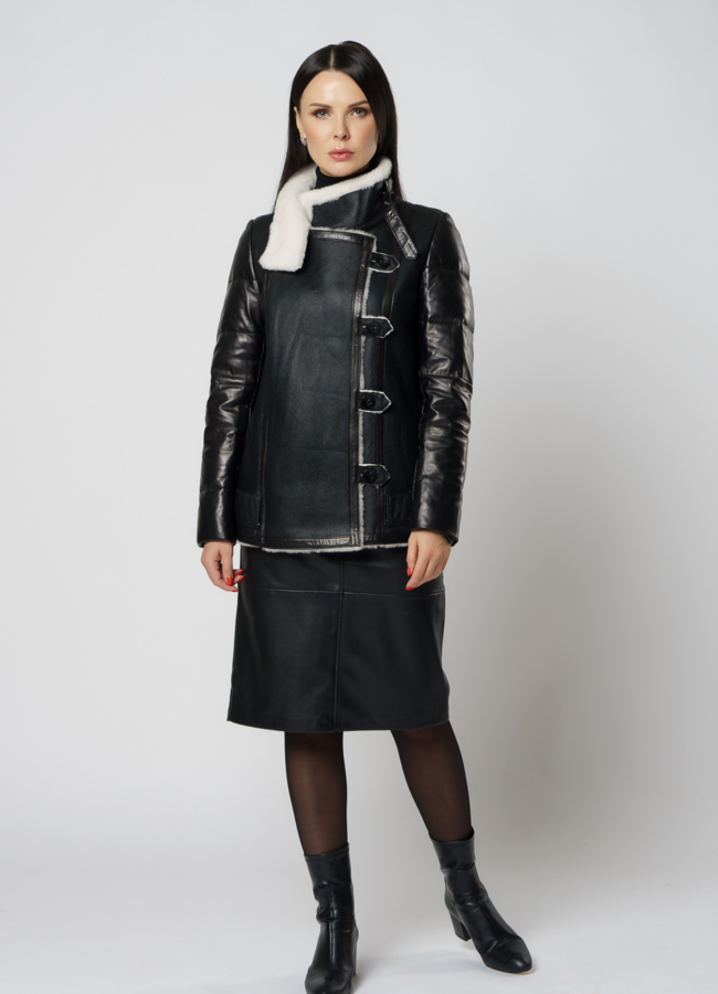 Куртка женская из натуральной кожи черного цвета модель № 17812 универмаг малина