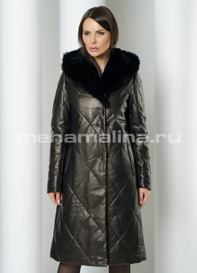 Кожаный пуховик черного цвета на пуговицах с капюшоном модель № 926 меха малина