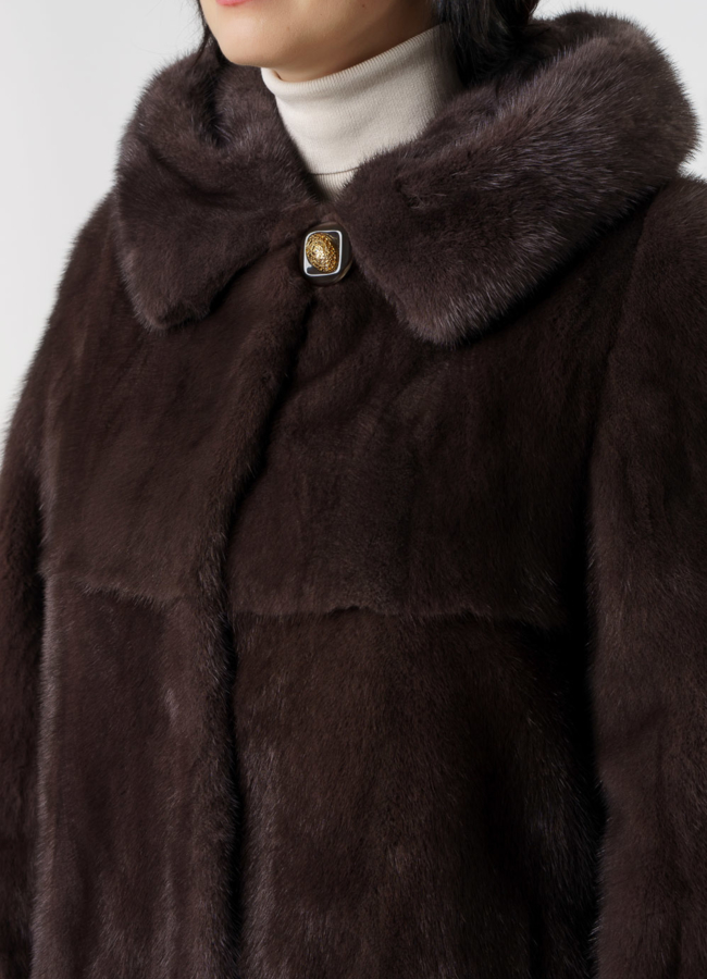 Классическая норковая шуба в цвете капучино модель № 06-9 универмаг малина