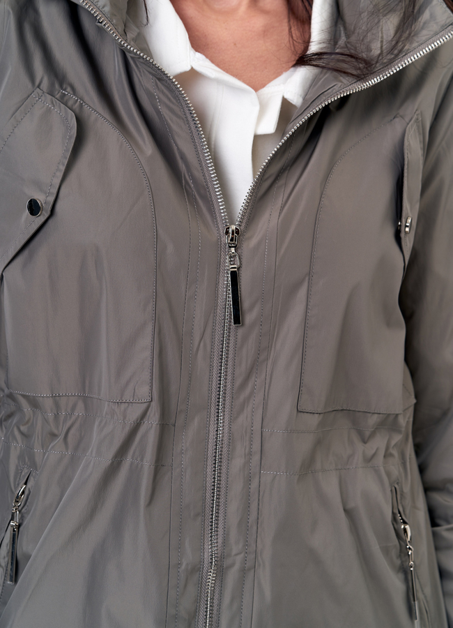 Плащ женский бежевого цвета с капюшоном модель № 068 универмаг малина