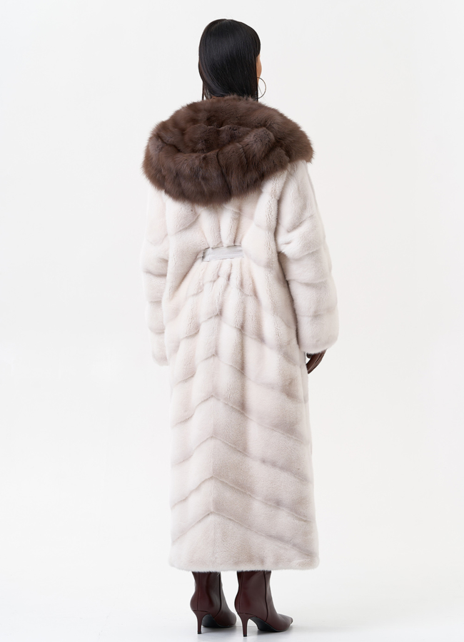 Норковая шуба с капюшоном из меха куницы модель № 29528 в кредит