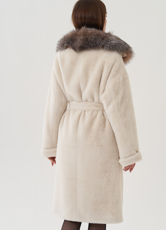 Пальто утепленное бежевого цвета модель № 25462 универмаг малина