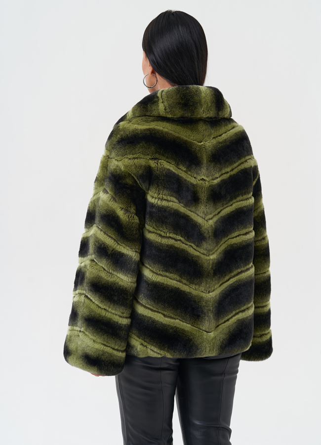 Шуба из меха кролика с английским воротником модель № 0810 в кредит