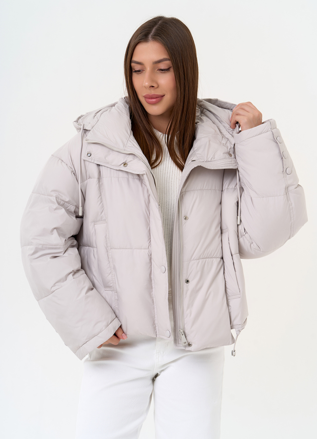 Женский короткий пуховик с капюшоном модель № 31579 в кредит Женский короткий пуховик с капюшоном модель № 31579 в кредит
