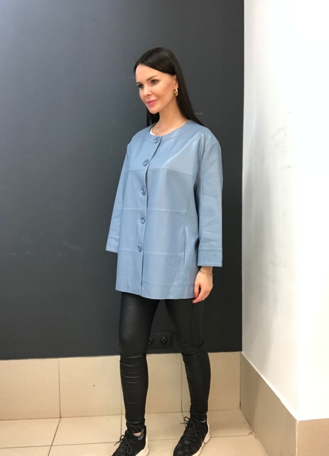 Куртка из эко кожи в черном цвете модель № 1701 меха малина