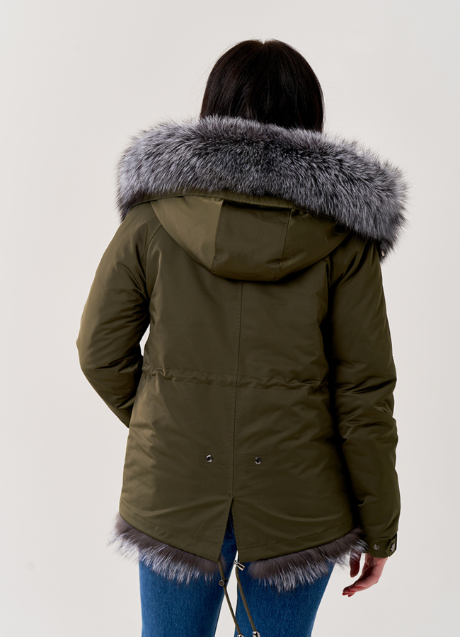 Укороченная парка в цвете хаки модель № 18952 в кредит