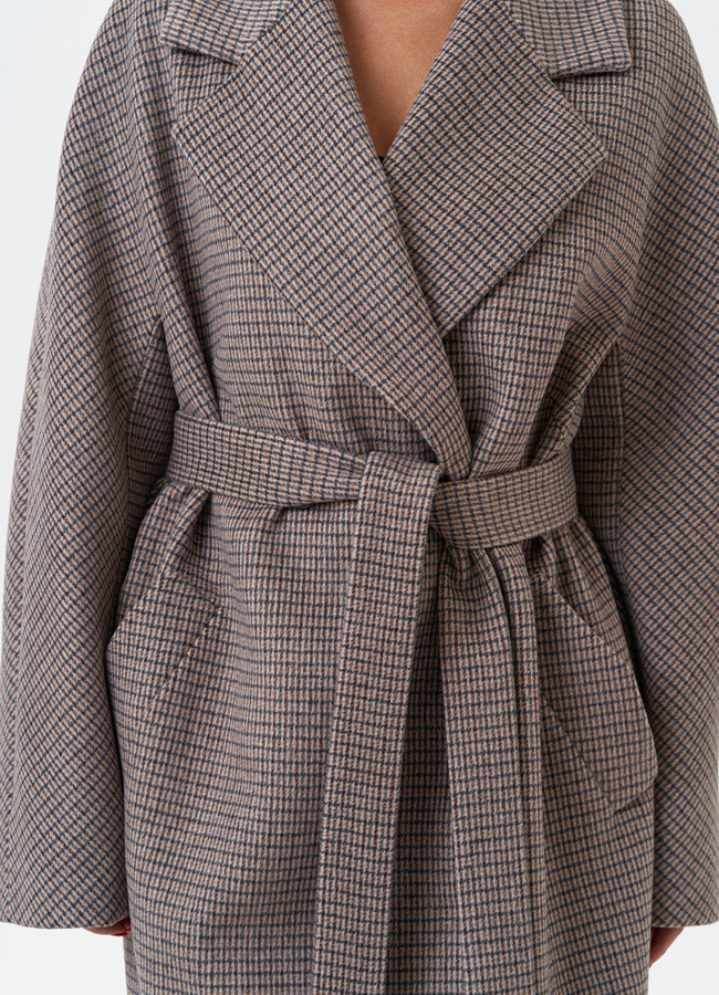 Женское пальто с английским воротником модель № 28891 универмаг малина