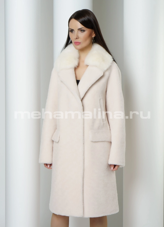 Светлое меховое пальто с отделкой из песца модель № 88157 меха малина