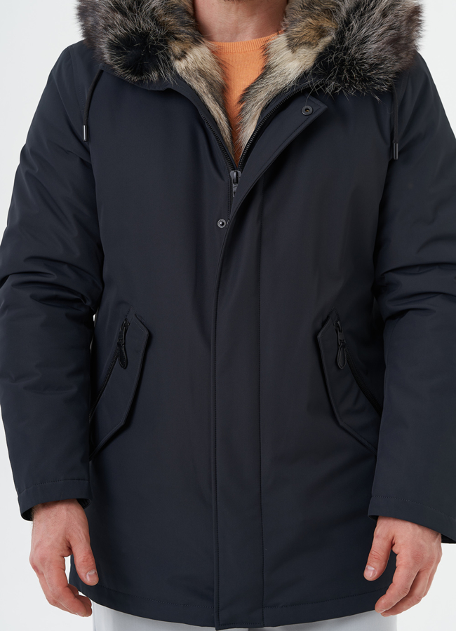 Полупальто с капюшоном из меха енота модель № 26152 универмаг малина