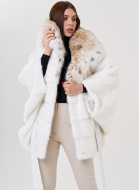 Белая шуба оверсайз с рысью