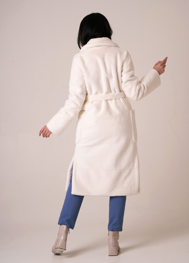 Белая шуба из искусственного меха модель № 75101 универмаг малина