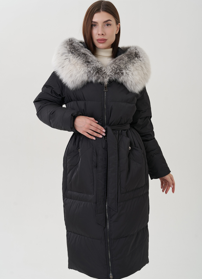 Удлиненный женский пуховик с песцом модель № 25365 меха малина