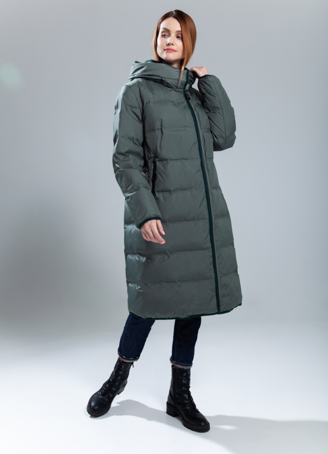 Пуховик женский с капюшоном в цвете хаки модель № 908YВ в рассрочку
