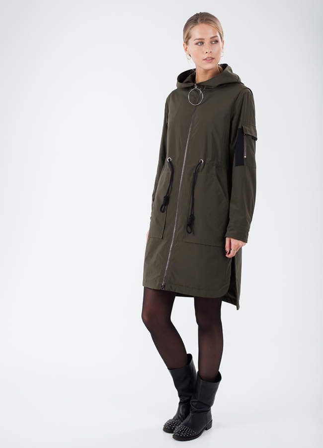 Плащ модель № 516 меха малина