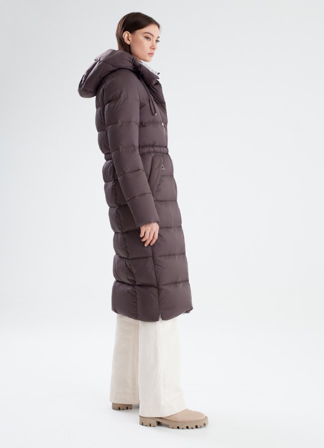 Женский длинный пуховик с капюшоном модель № 23348 в рассрочку