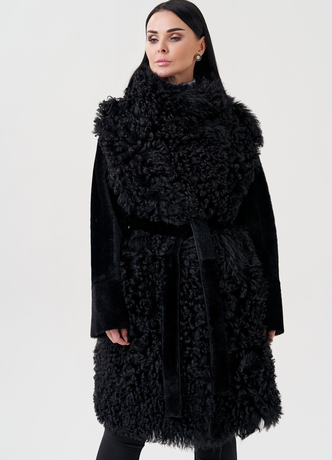 Женкая дубленка со стойкой черного цвета  модель № 23568 в кредит