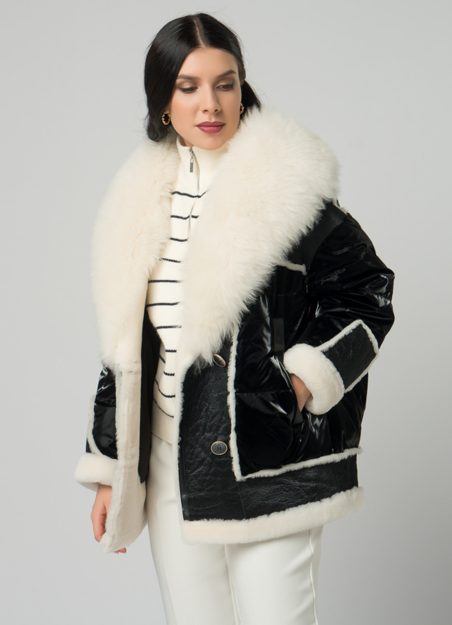 Женский пуховик с отделкой из овчины модель № 21865 меха малина