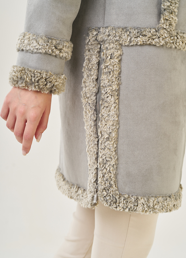 Женская дубленка из эко кожи с капюшоном светло-зеленого цвета модель № 23068 универмаг малина