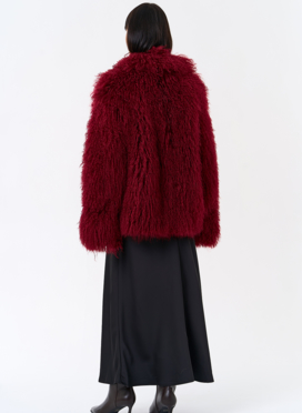 Красная шуба из ламы