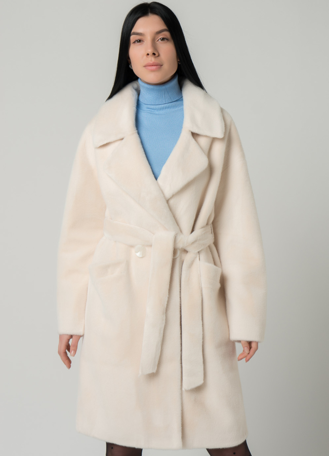 Светлое женское полупальто с поясом модель № 18302 меха малина