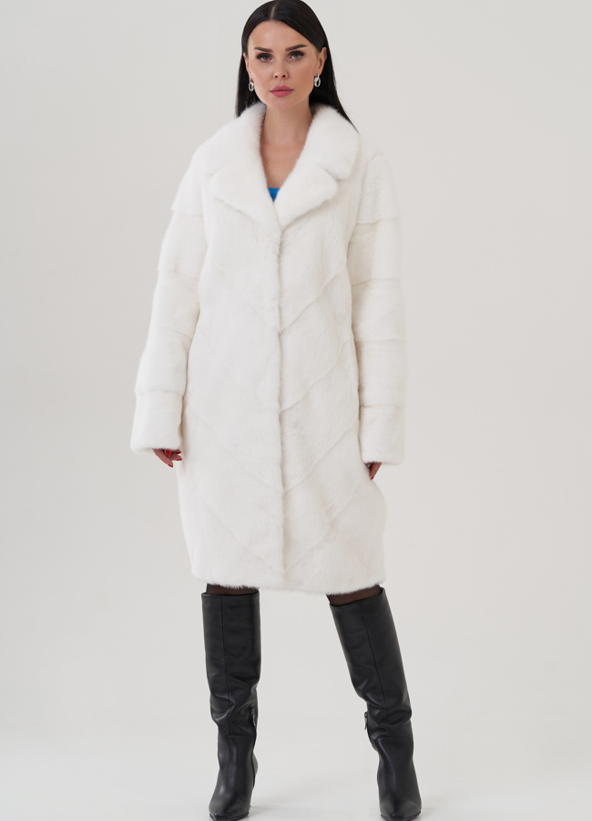 Норковая шуба белого цвета модель № 24807 универмаг малина