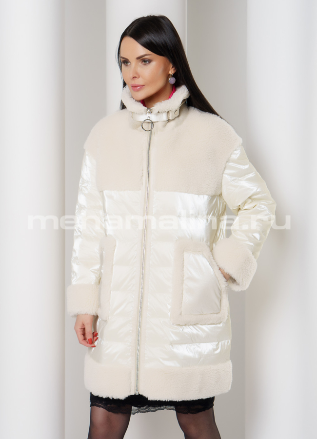 Белый пуховик с накладными карманами на молнии модель № 2310 универмаг малина