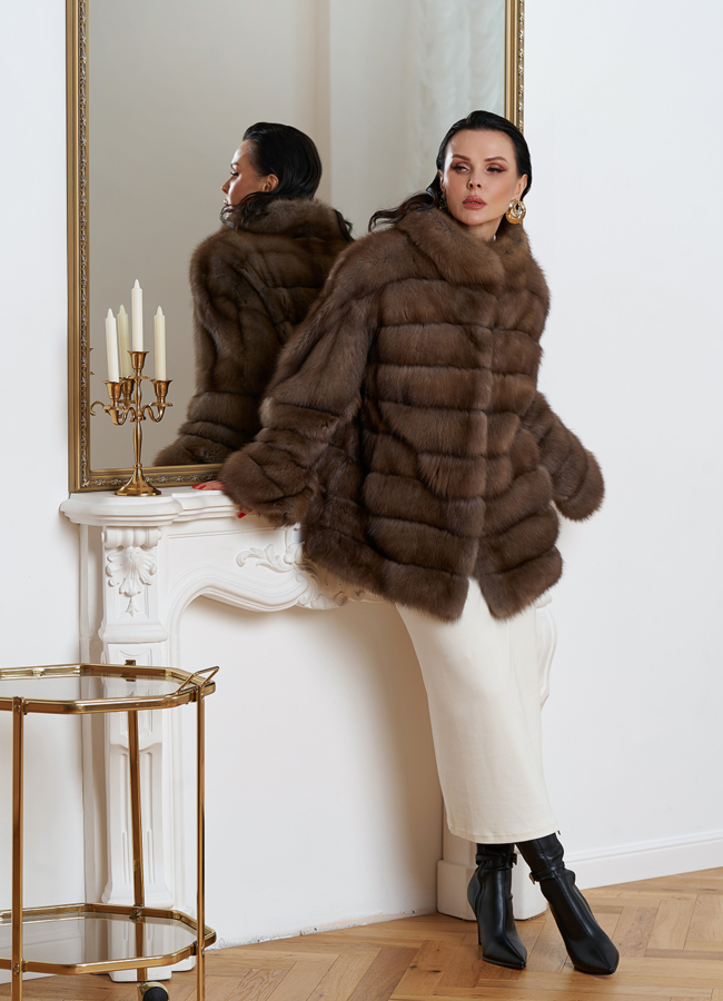 Оверсайз шуба из меха куницы модель № 28085 меха малина