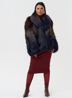 Женская шуба из меха чернобурки