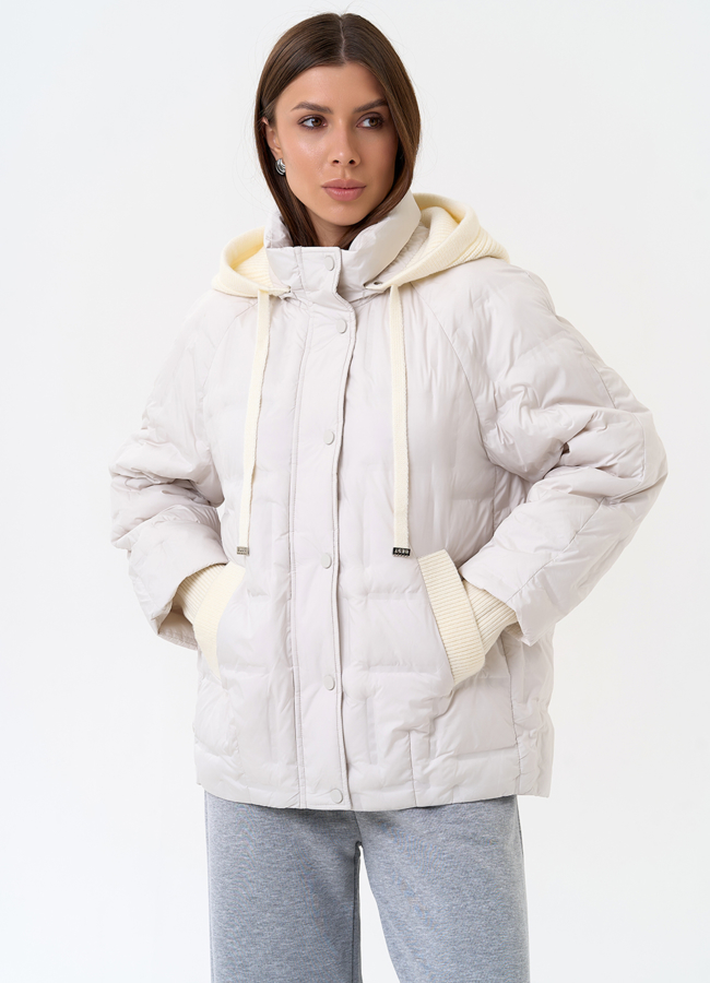 Женская куртка с трикотажным капюшоном модель № 31387 меха малина