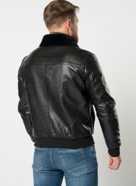 Мужская дубленка пилот в черном цвете