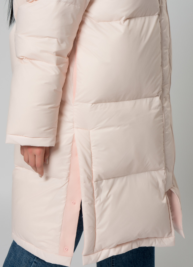 Пуховик женский с меховой отделкой  модель № 22166 универмаг малина