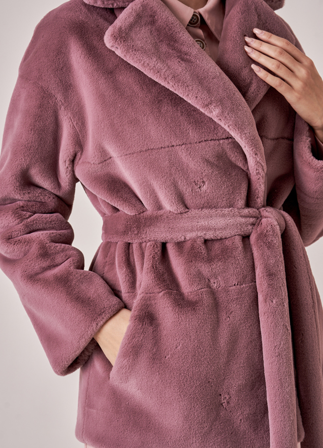 Шуба из искусственного меха с поясом модель № 1098-1 в кредит