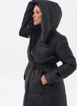 Длинный женский пуховик с капюшоном
