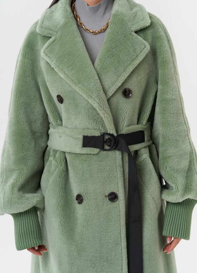 Яркое пальто из шерсти с поясом модель № 28541 в рассрочку