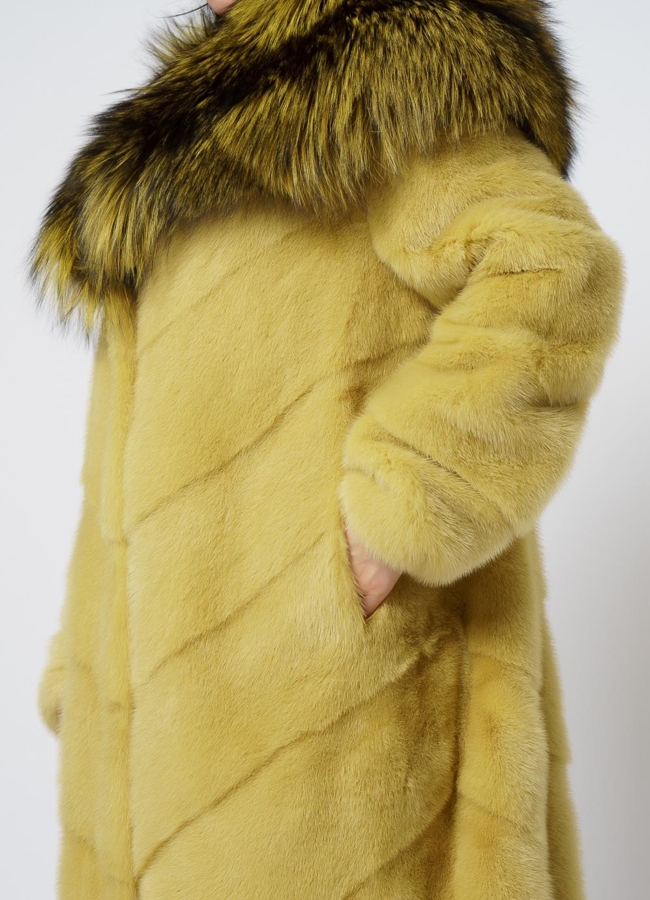 Шуба из норки желтого цвета модель № 1200 универмаг малина