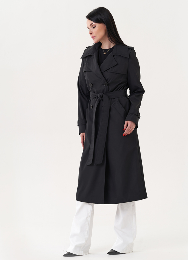 Классический плащ черного цвета с английским воротником модель № 27218 меха малина