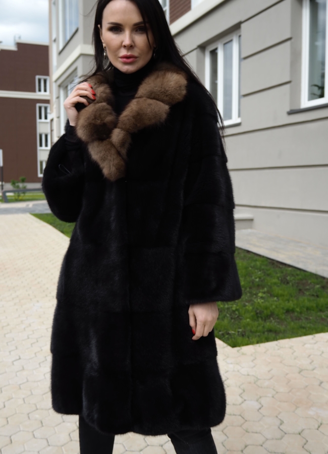 Шуба из норки модель № S-781 меха малина