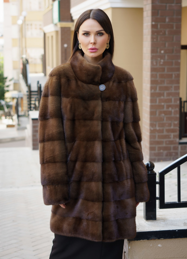 Поперечная норковая шуба модель № S-1601 в кредит