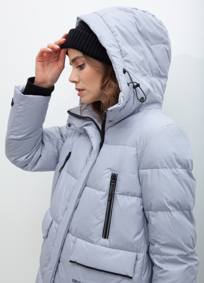 Пуховик женский серого цвета с капюшоном модель № 21026 в кредит