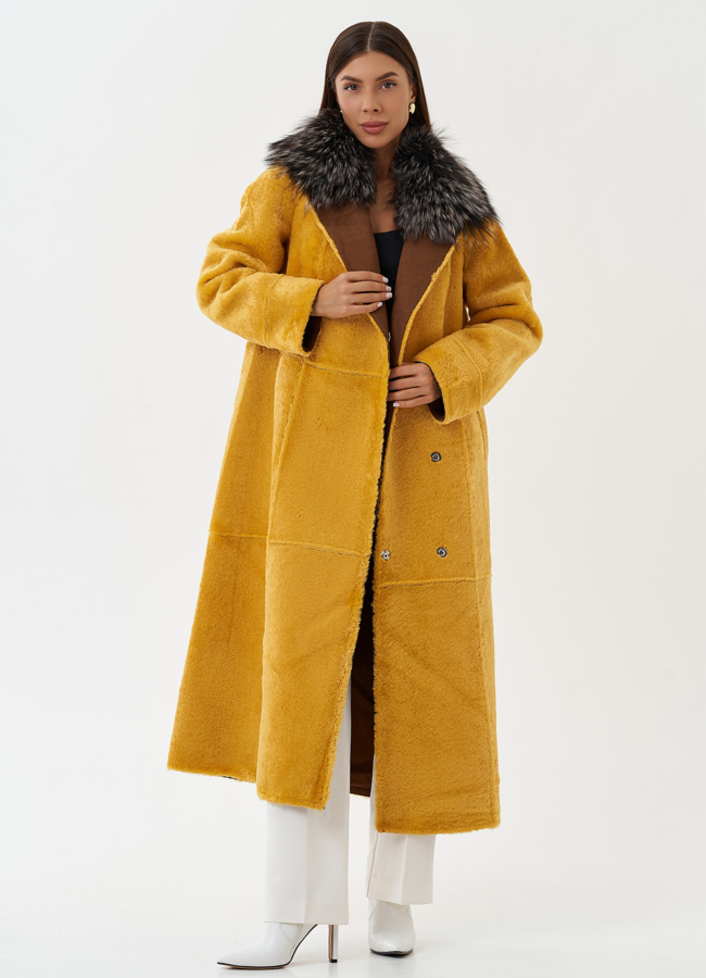 Двухсторонняя эко дубленка с мехом енота модель № 28561 универмаг малина