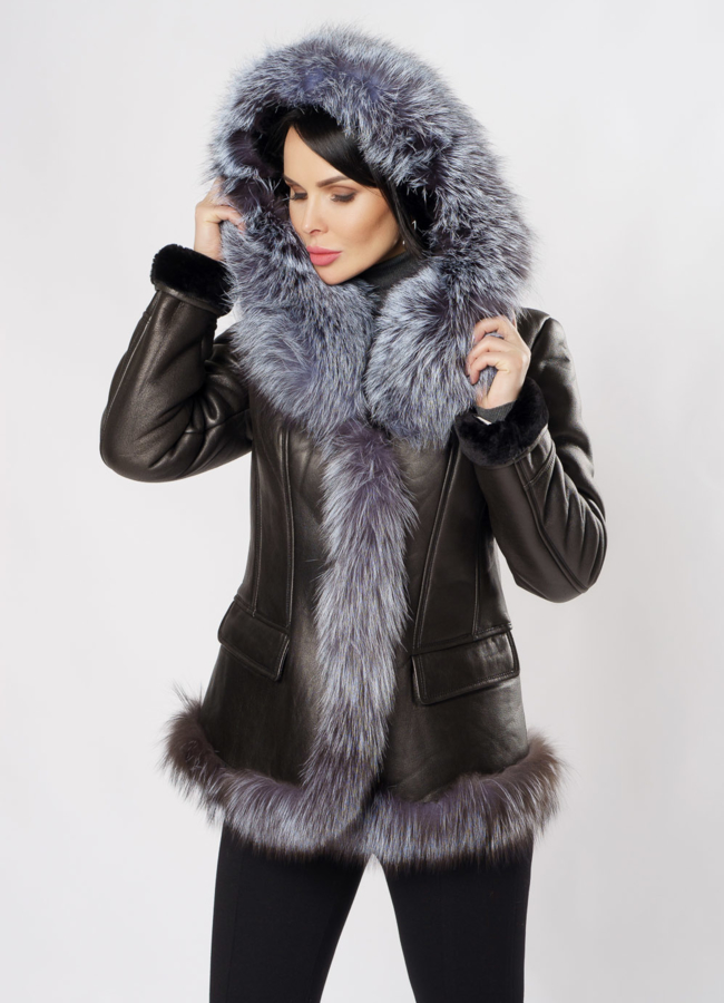 Укороченная дубленка с капюшоном модель № 211 универмаг малина