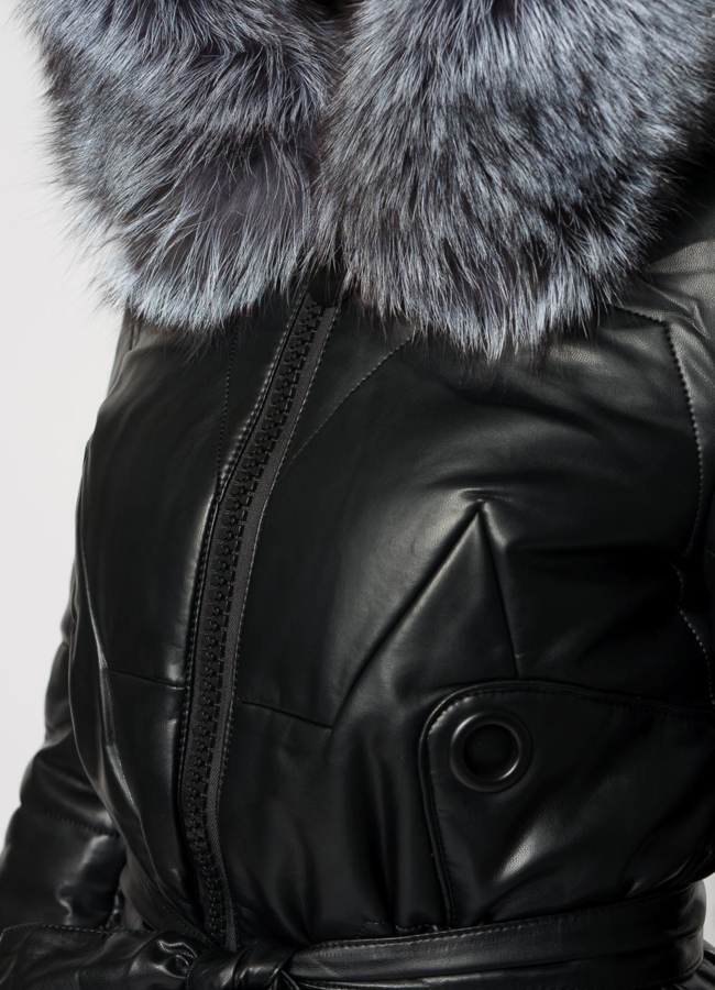 Пуховик из эко кожи черного цвета с отделкой из чернобурки модель № 18262 универмаг малина