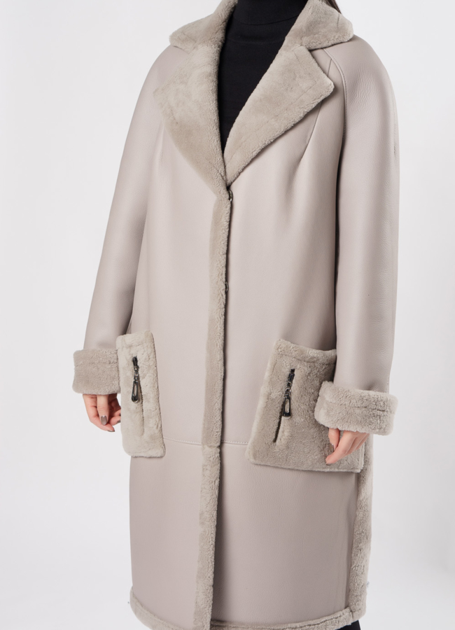 Светлая дубленка с английским воротником модель № 10294 универмаг малина