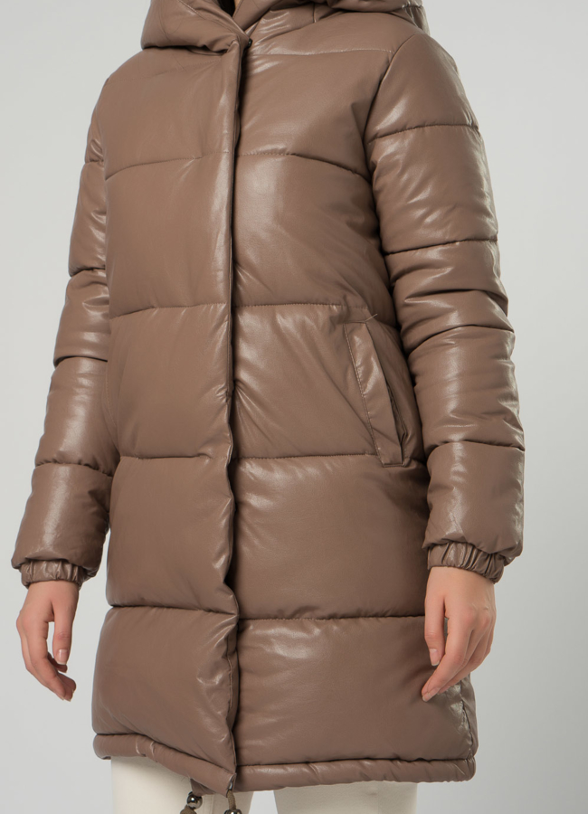 Пуховик из эко кожи модель № 75374/1 универмаг малина