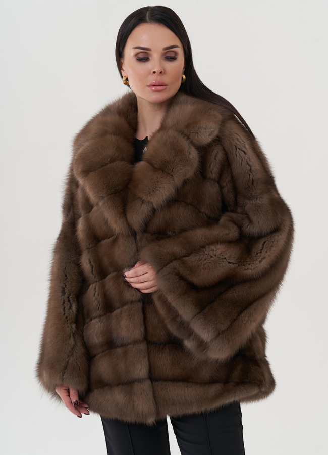 Шуба из куницы с английским воротником  модель № 26038 меха малина