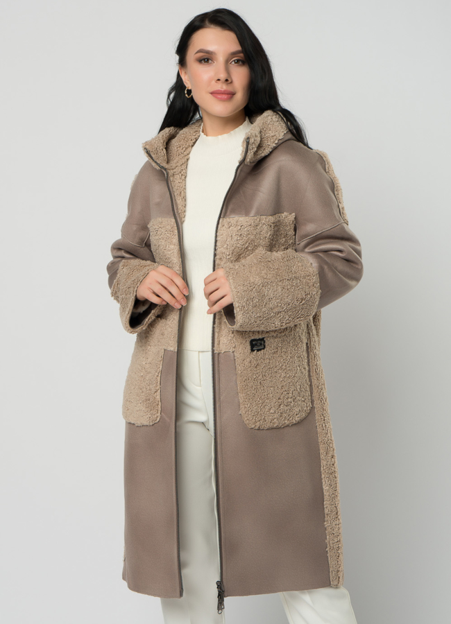Светлое двустороннее пальто из эко замши с накладными карманами модель № 7702 универмаг малина