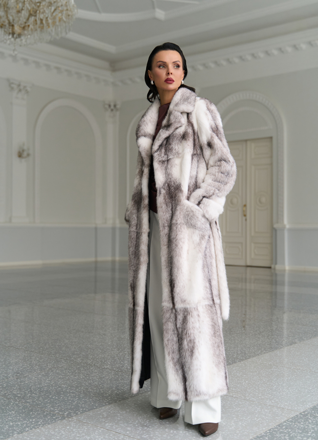 Длинная шуба из норки крестовки cross модель № 31327 меха малина