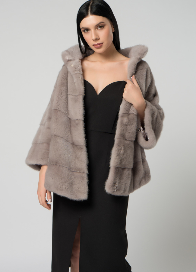 Светлая короткая шуба из норки модель № 1502 универмаг малина